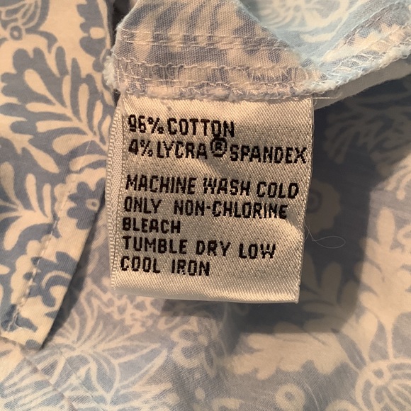 Talbots Button down Blouse is So pretty, 3/4 sleeves, stretch fabric, my fave! - Picture 8 of 8